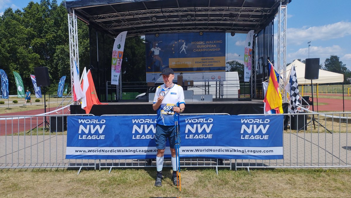 MojeWielkieMecz's tweet photo. Uaktualniono ranking Ligi Światowej Nordic Walking. Po startach w Bruntalu i Warszawie w kategorii open jestem 29. na 375 sklasyfikowanych osób. W klasyfikacji mężczyzn w przedziale wieku 50 - 59 lat jestem 7. na 53 zawodników. #nordicwalking #onwf https://t.co/8Ktm1ZPmqj