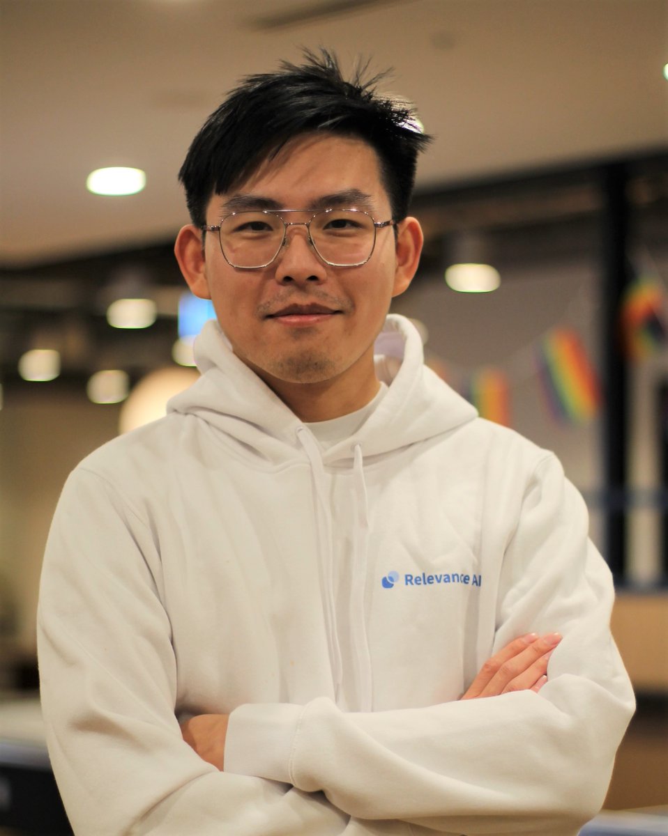 shirtsofstartup's tweet image. 👩‍🔬Led a whole ML team at IAG
➕Studied Actuarial and Maths
🦄Built PokeWhere App in Uni

Read the full story here: bit.ly/3NNwM5n

@JackyGKoh of @RelevanceAI_, taking GPT to the next level to build E2E LLM apps and agents.    

#SoS #founders #shirtsofstartups