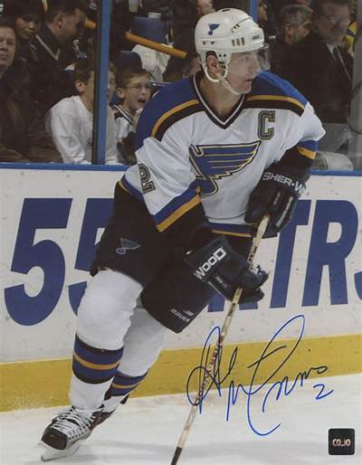 Happy Birthday to the great Al MacInnis!! One of my all time favorite Blues and a class individual. 