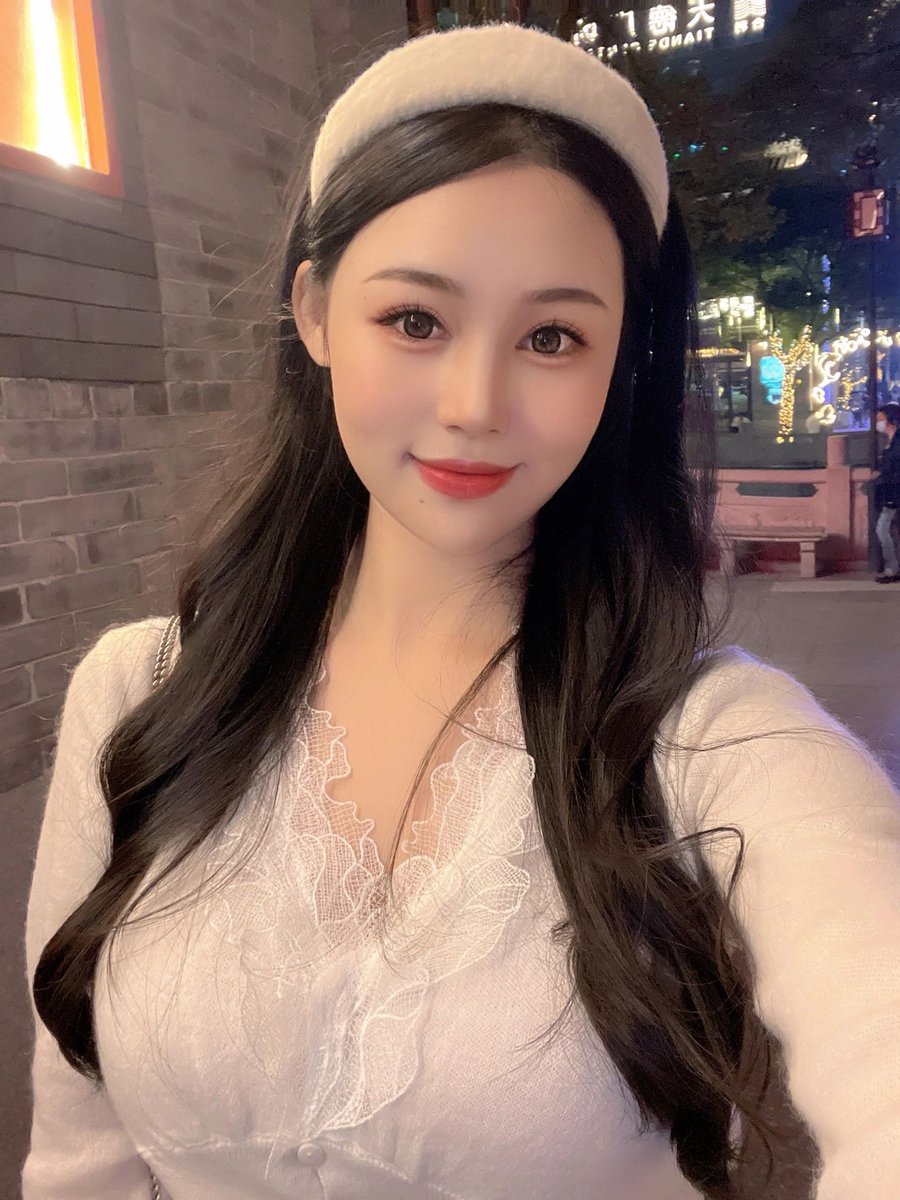 yy98521's tweet photo. 温柔是人间宝藏。一个人能温柔地活着，��种幸运。 https://t.co/CbfT9UA6FX