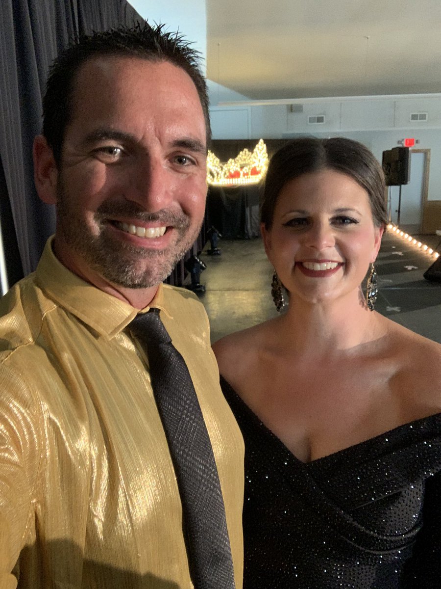 JPLubinski's tweet photo. Another Queen pageant in the books for me and #WifeJill
#BestMCsEver https://t.co/N2rZC5X6Zc
