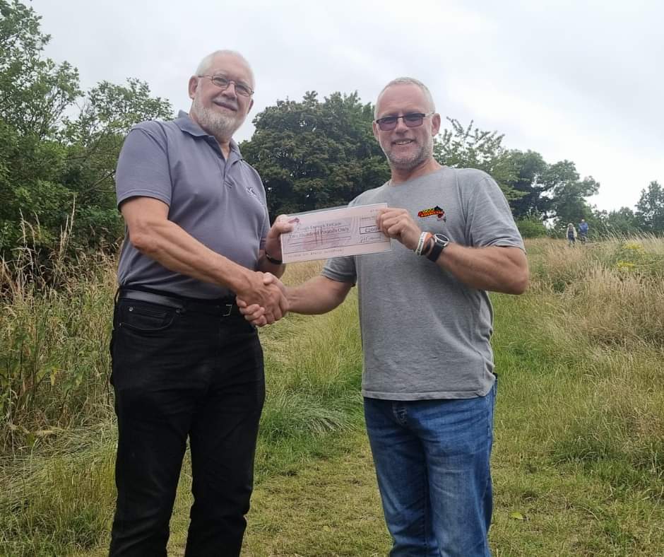Halesowen Carnival & Music Festival (@halescarnival) on Twitter photo Just had a meeting with John from ToughEnoughToCare. Presented a £200 cheque to support their amazing work. They started as a men's mental health group and now help women too. Learn more toughenoughtocare.help. #SupportingCharities #ToughEnoughToCare #HalesowenTETC
<a href="/ToughCare/">ToughEnoughToCare</a> Just had a meeting with John from ToughEnoughToCare. Presented a £200 cheque to support their amazing work. They started as a men's mental health group and now help women too. Learn more toughenoughtocare.help. #SupportingCharities #ToughEnoughToCare #HalesowenTETC
<a href="/ToughCare/">ToughEnoughToCare</a>