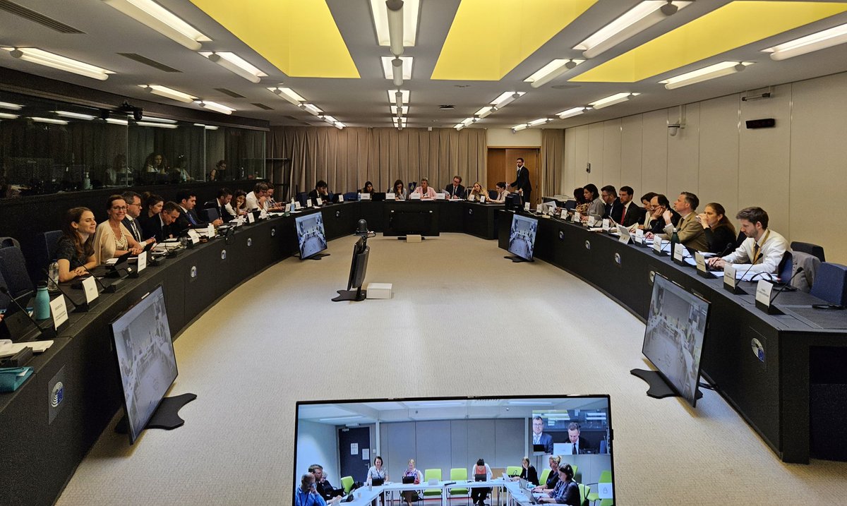 fabienne_keller's tweet photo. A #Strasbourg, le travail du Parlement 🇪🇺 se poursuit sur le Pacte #AsileMigration, avec la Présidence espagnole 🇪🇦 du Conseil de l’UE.
Des progrès vers une #gouvernance européenne de la politique d'asile et de migration et des procédures d'asile plus efficaces. Objectif : aboutir à un accord global d'ici à la fin de l'année.