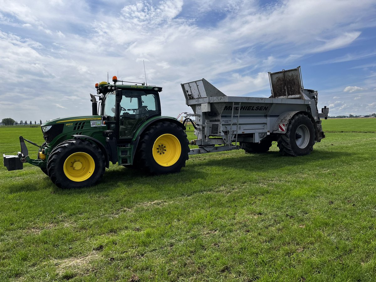 VF it is👌🏻 <a href="/MichelinAgriUK/">Hijacked</a> #xeobib  #axiobib2