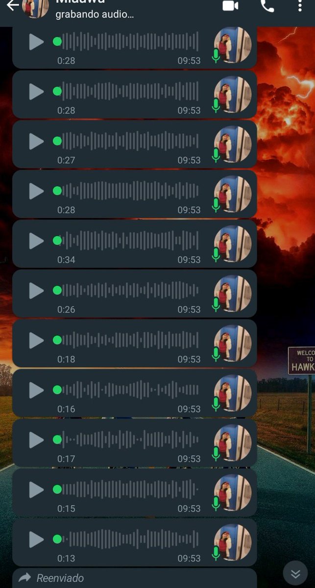 siempre q tengo un mensaje de ella, ya se q es un chisme