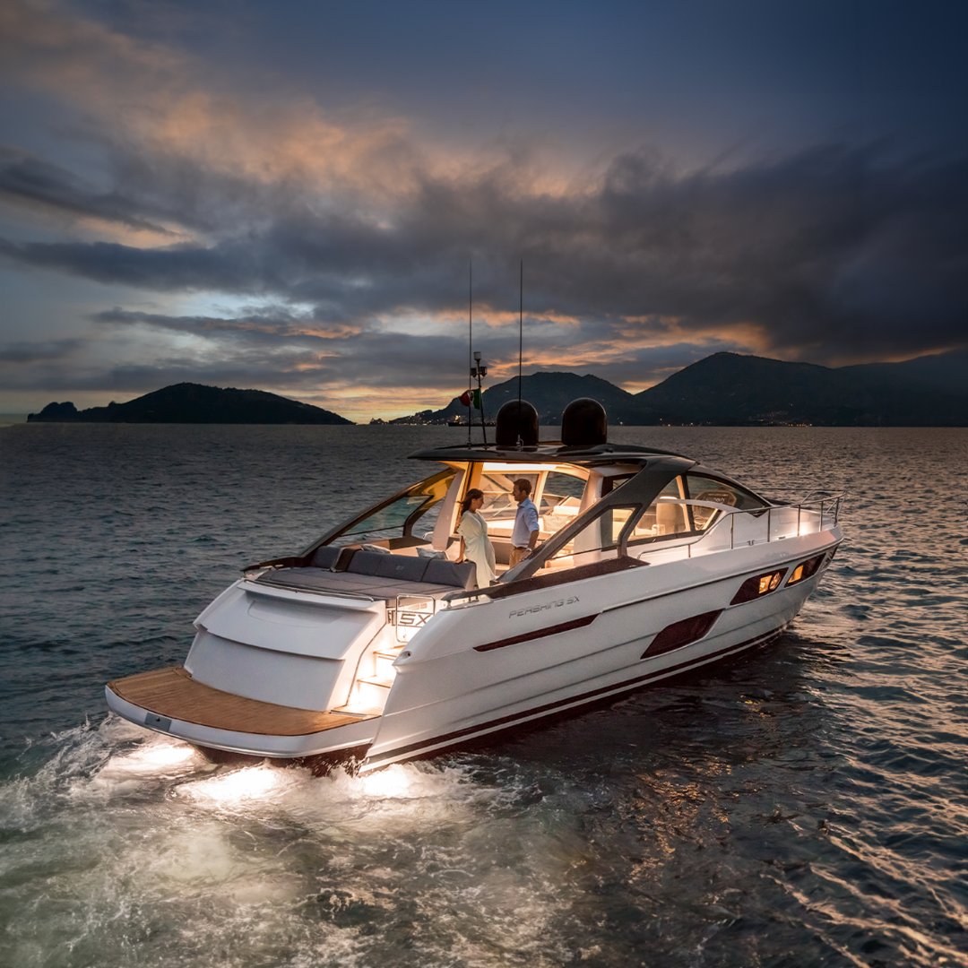 pershingyacht's tweet photo. The convenience of fingertip control: the Easy Dock system makes for effortless manoeuvring with a simple joystick for smooth, seamless docking every time.
Pershing 5X. Flair extraordinaire.
#TheDominantSpecies
#EngineeredToThrill
https://t.co/sCFBUEbbHa https://t.co/xHmWDC5M9b