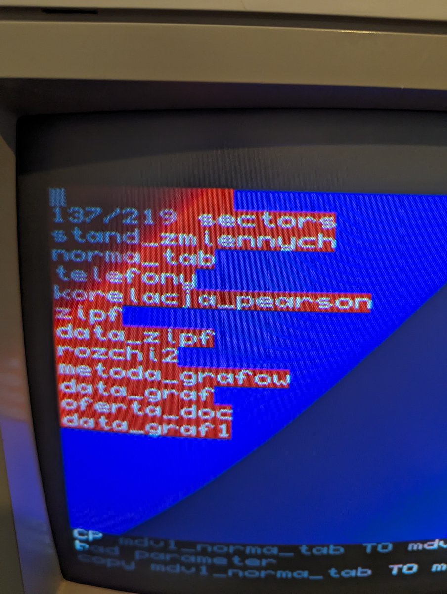 yugorin_rotaru's tweet image. Na ten moment próba uruchomienia czegoś dla rozrywki! Space Invaders w wersji QL. W kolejnej wiadomości będzie film.  #sinclair #QL #SinclairQL #vdriveql #opole #opolskie #retro #retrokomputer #muzeum #smok
