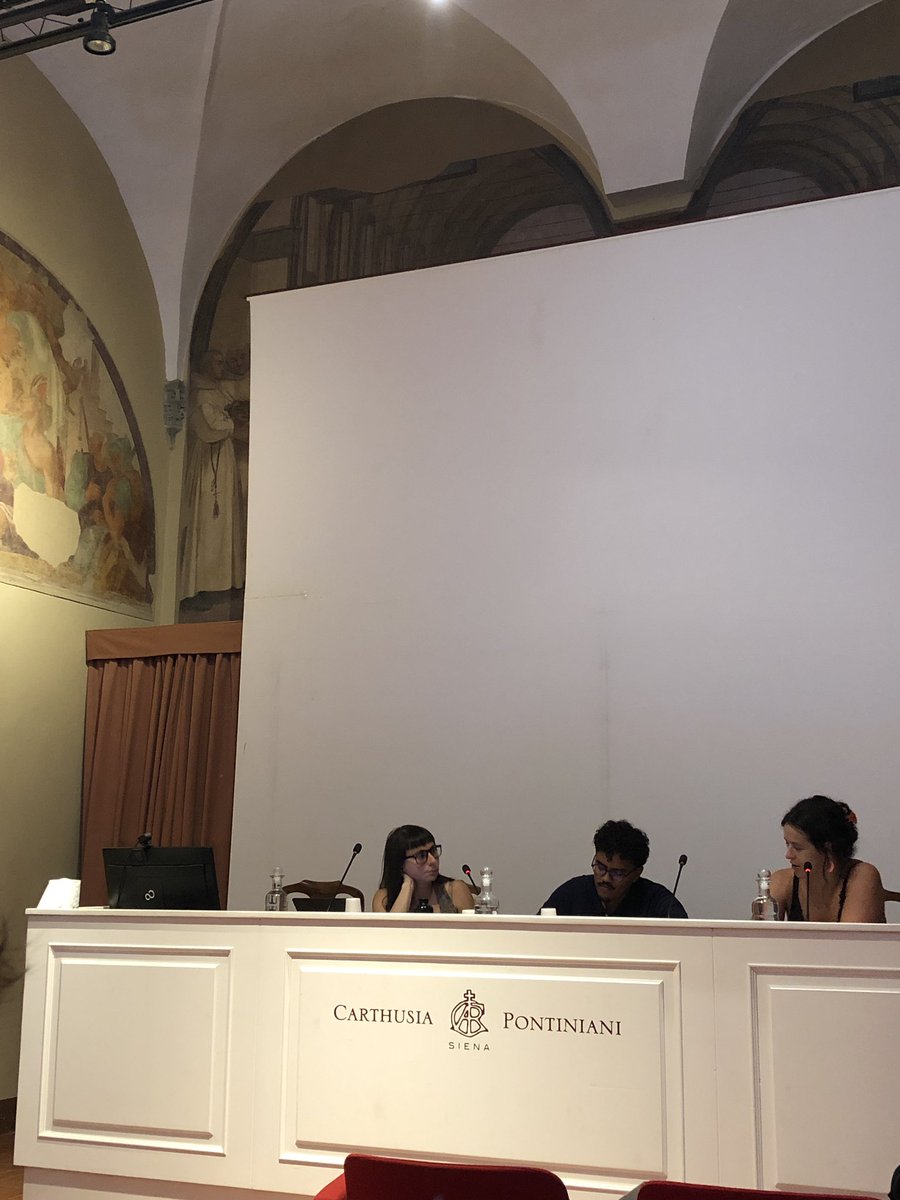 A great first panel discussion at the annual @EPOG_EMJMD masters conference in Siena with @CeciliaRikap , @AdamAboobaker , and @c_giovanazzi . Not a bad background either!