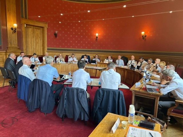 11/07  #CAagen, #PG préside la conférence régionale de veille et coordination d’application de la loi pénale. Signature du protocole relatif au traitement des infractions et atteintes faites aux élus en présence des présidents AM(R)F47,32,46 des forces de #Police #Gendarmerie .