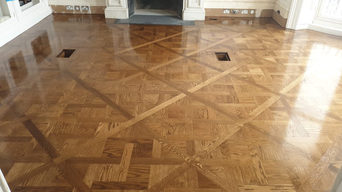 planet_flooring's tweet photo. Hand made #Versailles panels . These panels were hand cut in our workshop and fitted on-site, then sanded, stained and finished with #Osmo oil. Note the single frame that separates the components. Unusual but effective. https://t.co/JXihfOBb3P