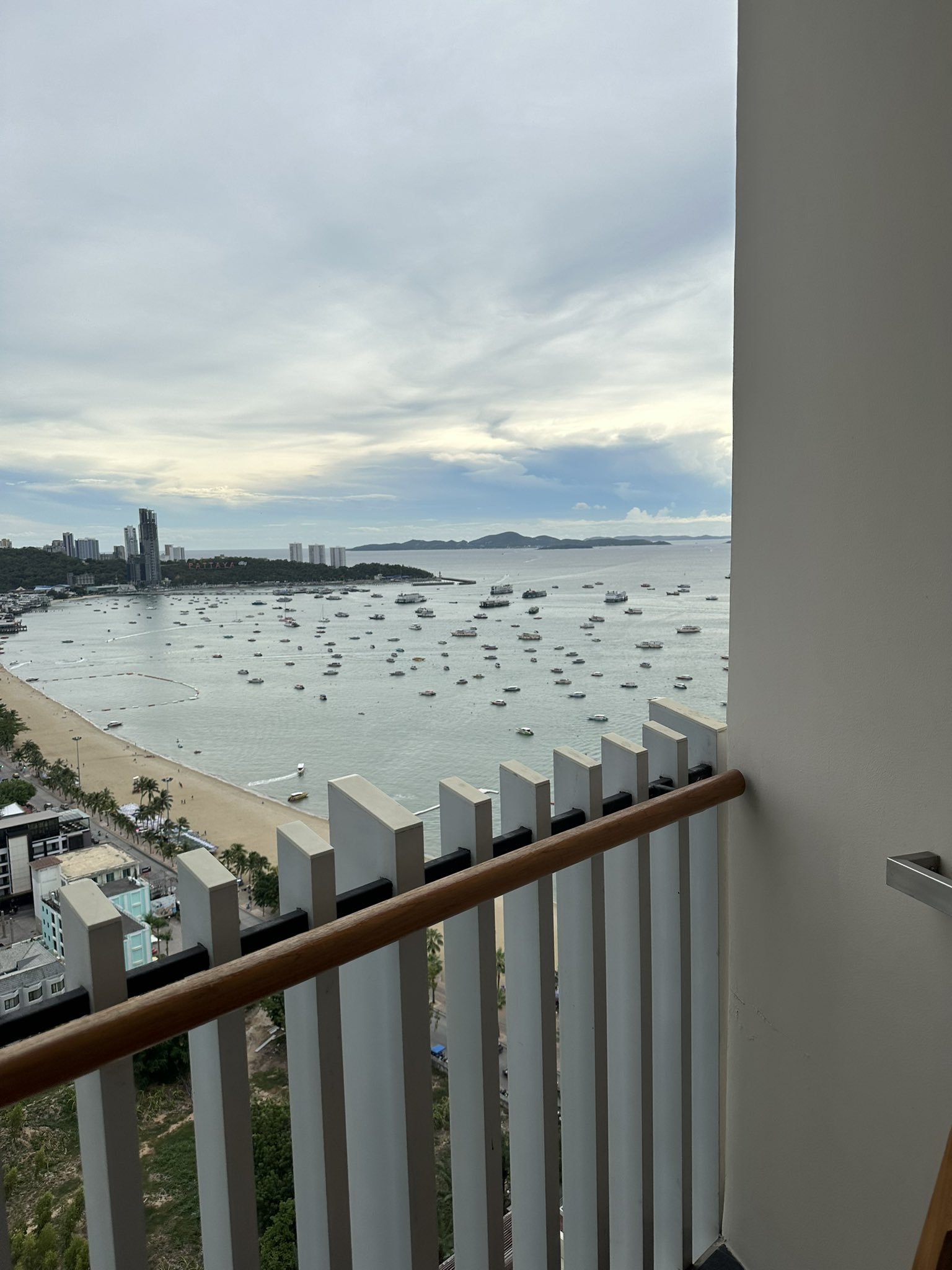 Enter Mimie_chnt69's World of Explicit Content