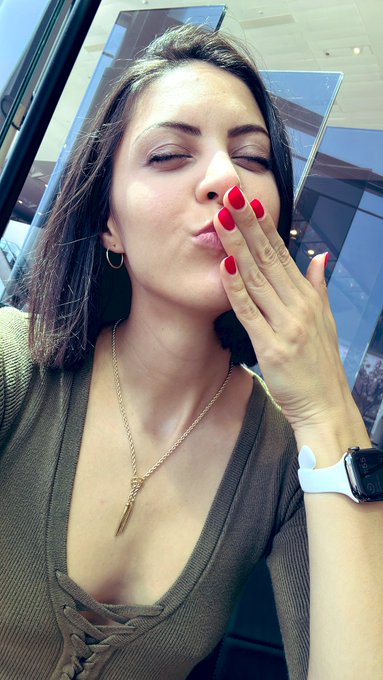 Os tengo una noticia linda hoy🫣💙  Os la cuento en unas horitas, estad pendientes! https://t.co/moCkG