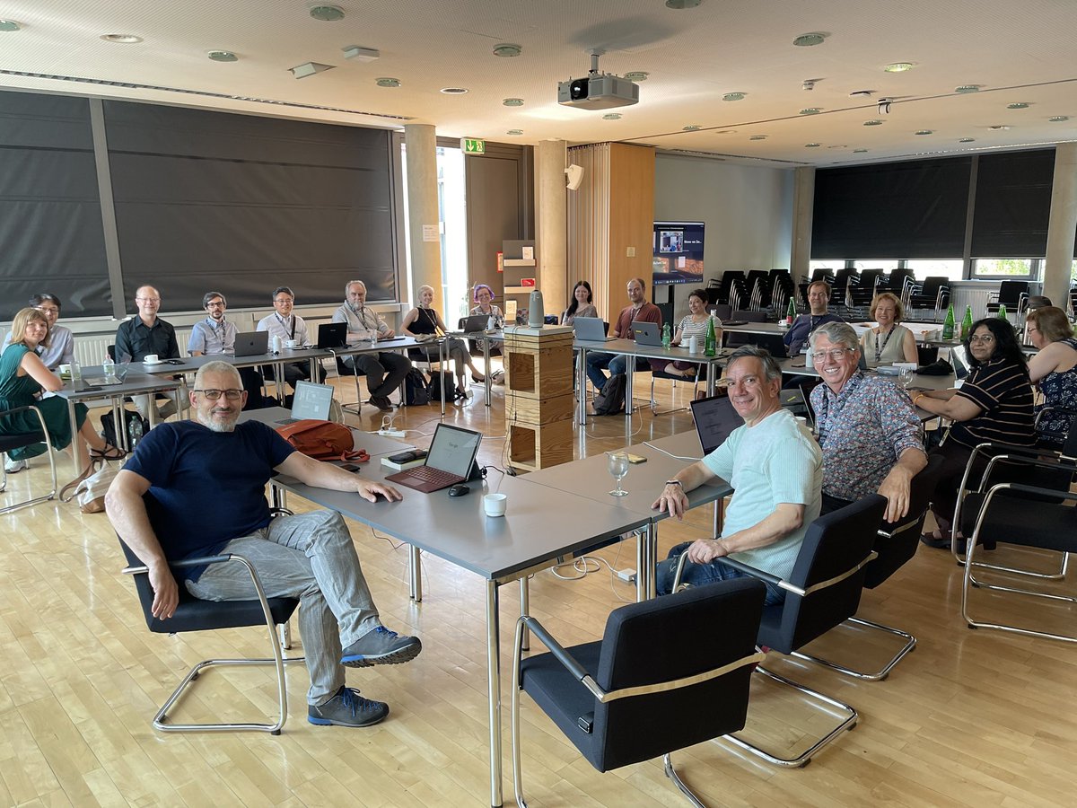 A view of the ADHO constituant organizations board (COB) and some members of the executive board (a better picture to follow). #dh2023 @adho <a href="/centernetDH/">CenternetDH</a>