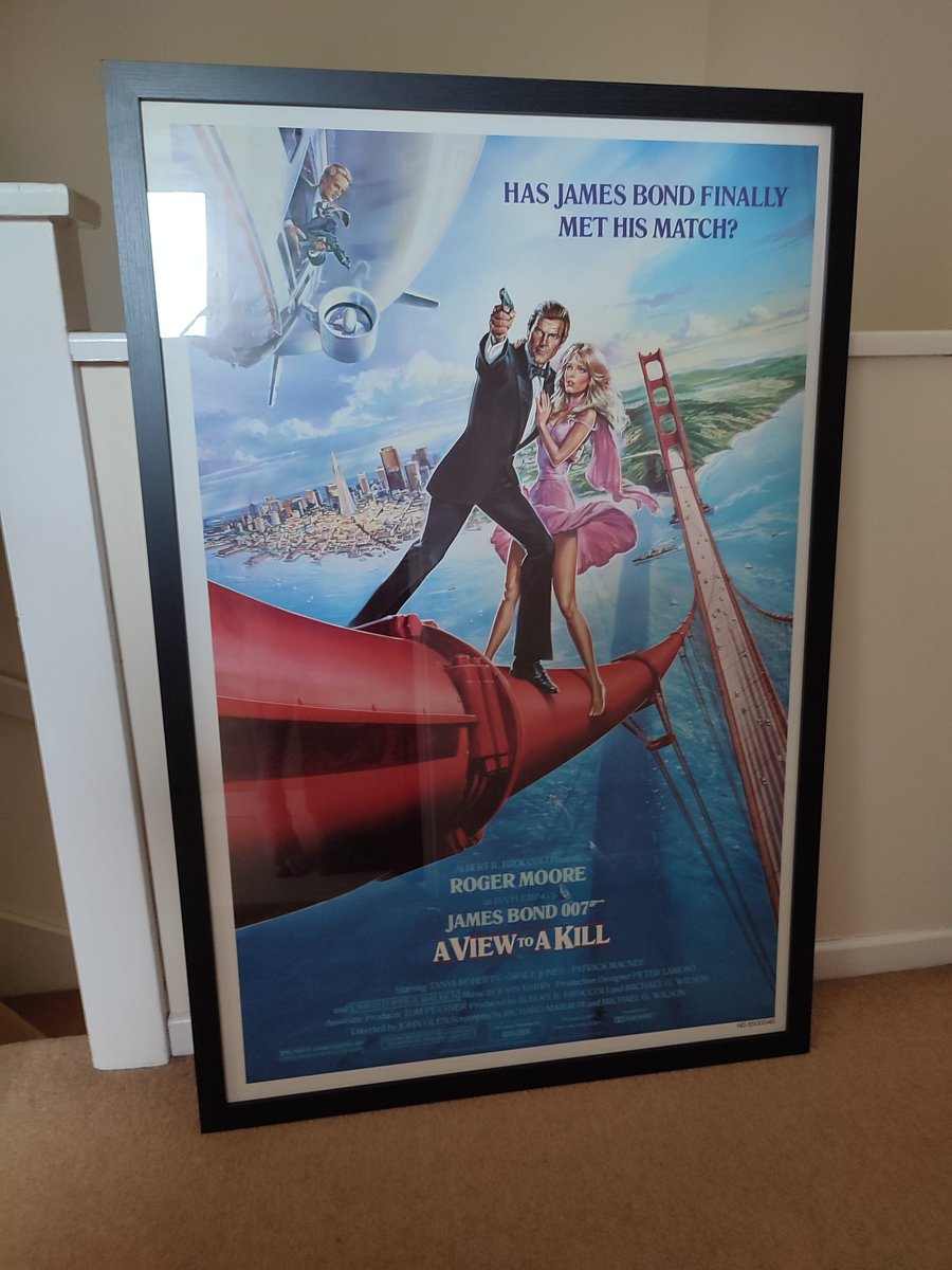 I got this stunning A View To A Kill one sheet poster for my birthday last week! Time to find a space for it...
#JamesBond
#AViewToAKill