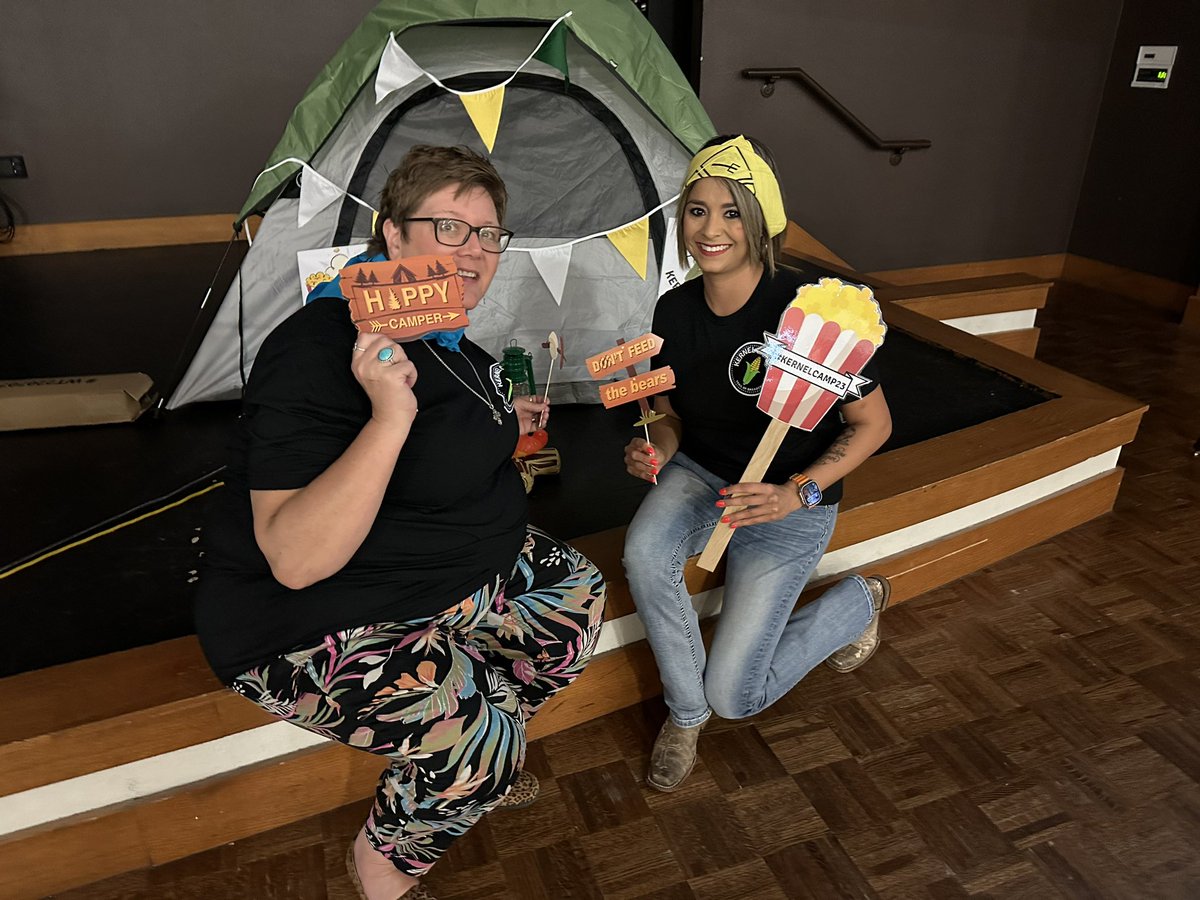 MZuniga08's tweet photo. Learning a lot at #kernelcamp23 with @JPayneMISD @Trail_of_BCs !! Can’t wait to get back to Midland to share what we learned! @Midland_ISD https://t.co/u6qPMViVHK