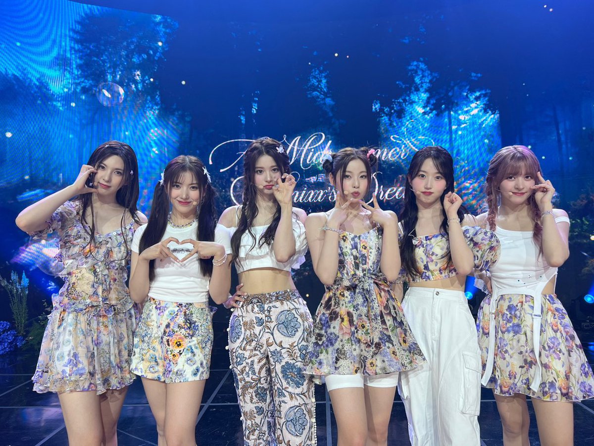 enjoycat_lin's tweet photo. 說不定JYP覺得夏天就是要這樣穿 https://t.co/ppMqGpp7UR