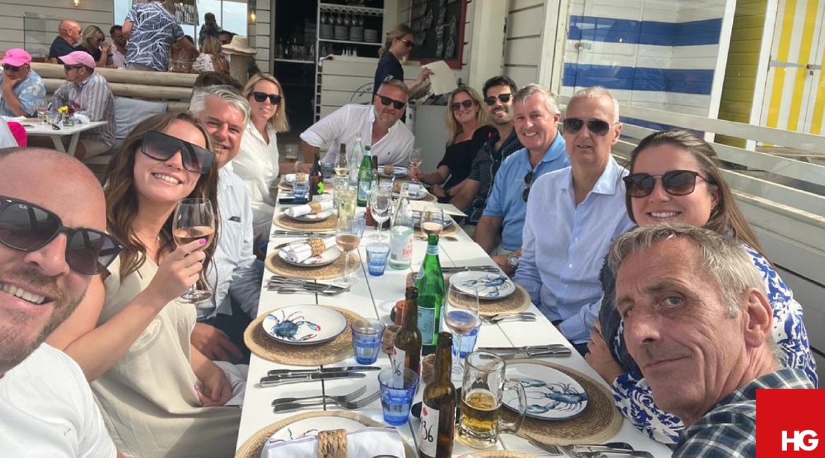 hintongroup's tweet photo. Everyone needs a break from their busy lives to recharge & regroup, some of the HG team did just that. Last week we went to the Isle of Wight; savored the stunning sea views, indulged in delicious food, & enjoyed each other's company. #quickrecharge #lunchwithaview #vitaminDtopup https://t.co/fE8N2Tb2w4