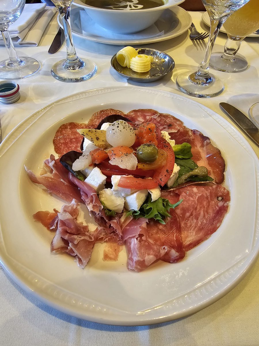 POETSSociety84's tweet photo. Great POETS lunch last Friday where we raised over £600 for our nominated charities for 2023
#havenhousech
#hospiceuk
#prostateuk
#da_franco_1981
Fabulous food as always https://t.co/DrY65aA0Xb