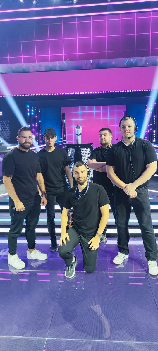 SonicV_GG's tweet photo. Gamers8 Fortnite is done and these 4 gentlemen made it look so easy! Thank you folks, til the next one! #Gamers8 #esports #fortnite #admin @gabuka91 @mid0_o1 https://t.co/vaH7rdDbHI