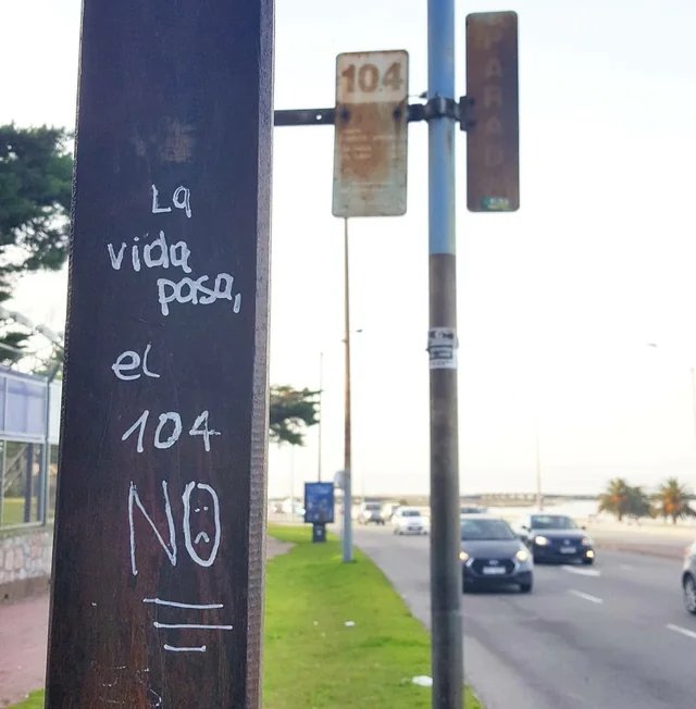 0287Rafa's tweet photo. @Totoa1899 Podrá tener el trayecto mas lindo pero el bondi MAS TRAICIONERO que existe es el 104... cuando no lo necesitás pasa..cuando lo necesitás pasa de 1 a 5 minutos antes que vos llegues a la parada.. fines de semana cada 1 hora.. no hubo ni habrá linea mas mala leche q el 104 d mierda https://t.co/wZO4rNj1Vq