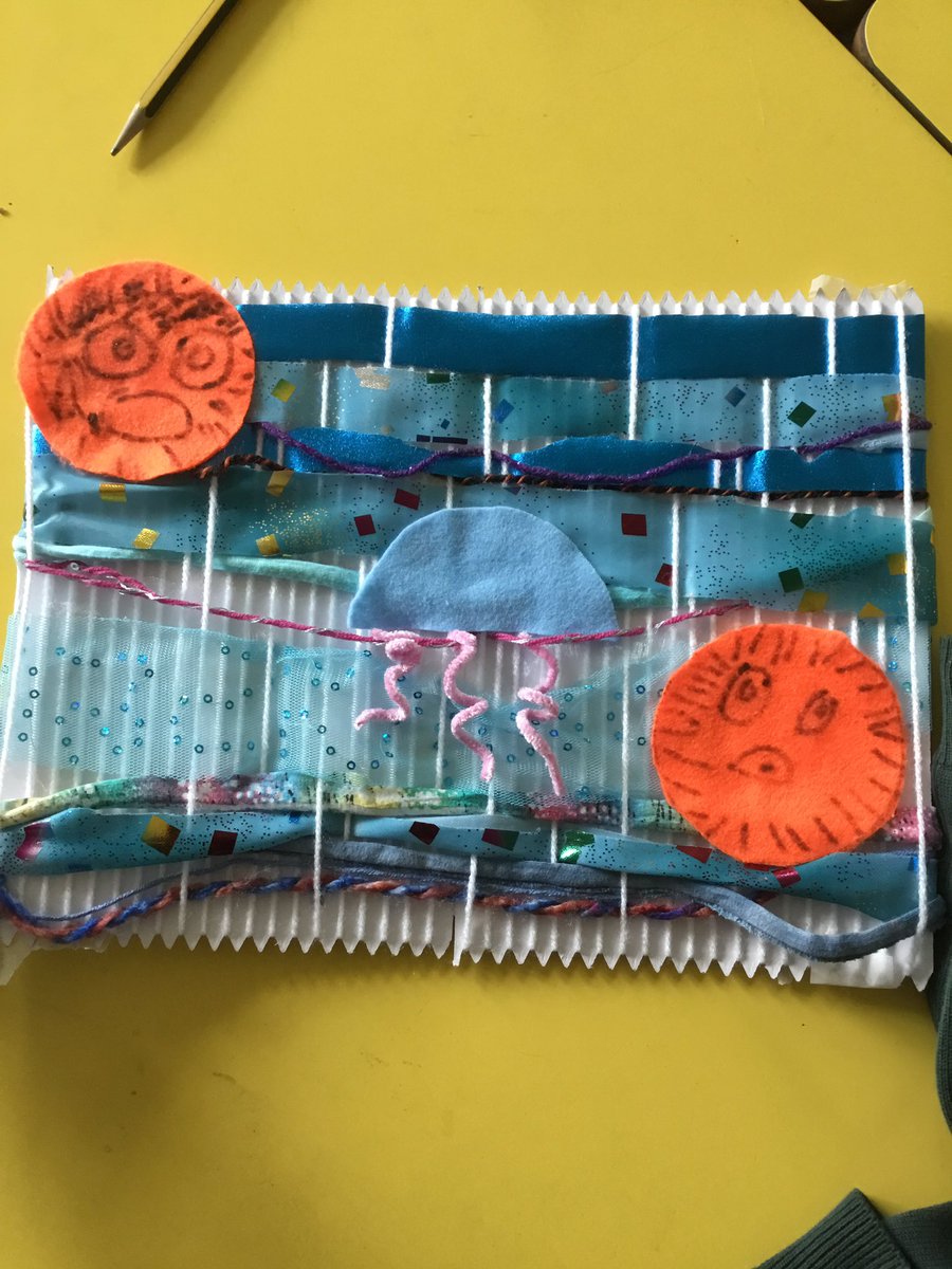 We have added puffer fish and jelly fish to our art work 🐠🐟🌈