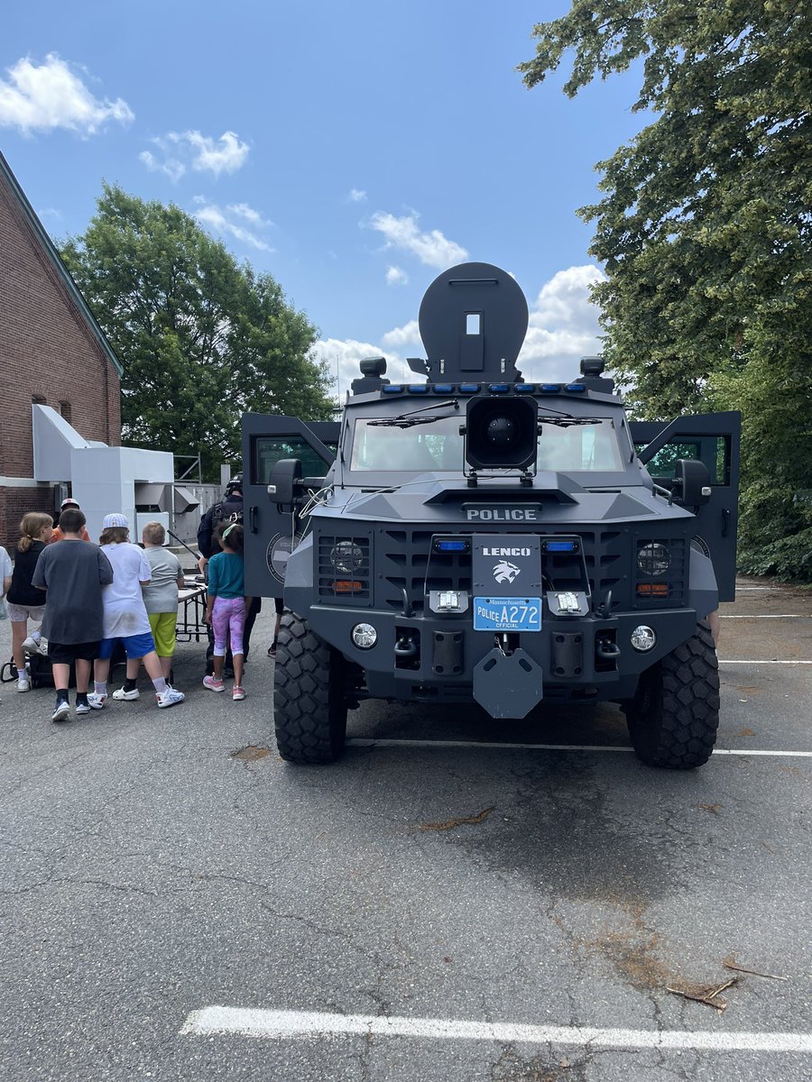 WakeYAT's tweet photo. At the beginning of the summer we hosted the HRC camp (health, rec, cops) and which the kids from our community had a blast! https://t.co/sfLUZlRjyL