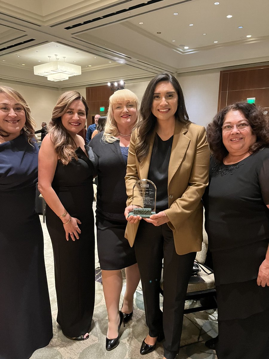 DrRenaeBryant's tweet photo. Join me in congratulating r sister, friend, &amp; CA Dist 58 @AsmCervantes 4 being named Legislator Official of the Year by @CALSAfamilia! TY for all you do for our communities!  #EdBranding #CALSA #CALSASI @MaryPtamary @zjgalvan @lynettewsocial  @BUSDFuentes https://t.co/ZezGBEEIs3
