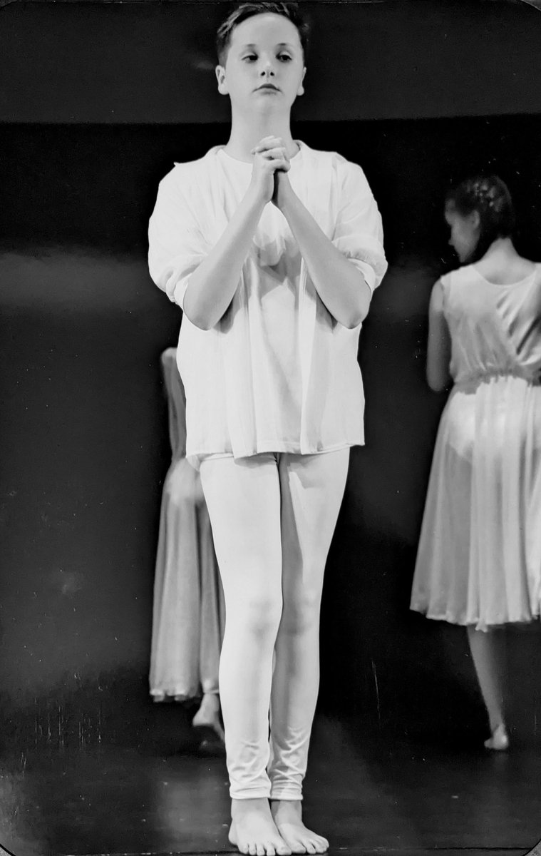 JustJoetheActor's tweet photo. Absolutely amazing evening on Sunday, performing at my Stagecoach's 25th Anniversary Show months of practice all came together at the @mercurytheatre https://t.co/9xASq3afVl