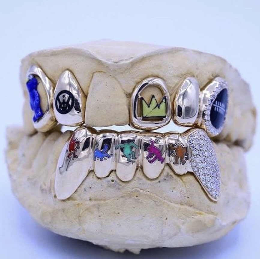 saint's tweet photo. Grillz by Gaby Elan https://t.co/7Zxrp4imrs