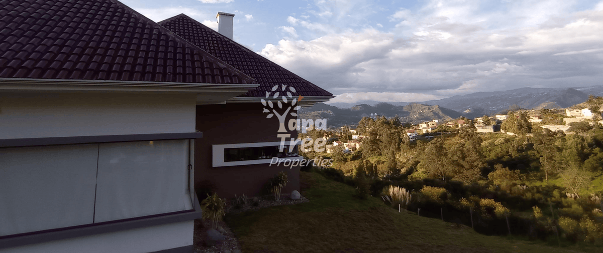 YapaTreeRE's tweet photo. Luxurious 4BDR House with Spectacular Views in Challuabamba

Sector: Challuabamba, Cuenca 

 365K

More images &amp; info on our site.  https://t.co/9gzR41N5Ps #Cuenca #CasasCuenca #CuencaRealEstate #BienesRaíces #CuencaProperties #BienesRaícesCuenca https://t.co/Ce3zYsd10Y