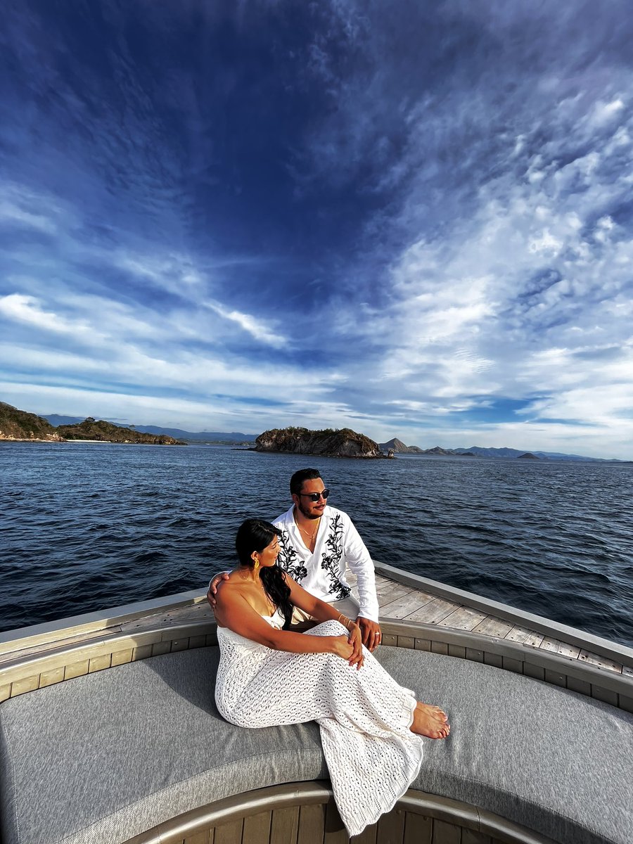 _M_Traders's tweet image. The sights are amazing #Indonesia #komodo really a fairly tale !