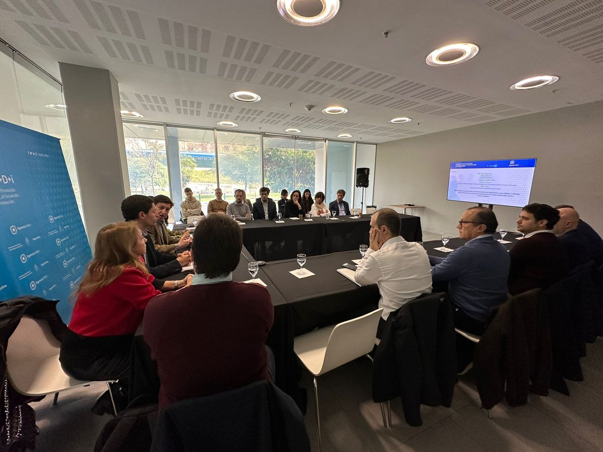 agenciaidiar's tweet photo. 📣 Presentamos ANR NANOBIOTEC
Destinada a financiar la realización de ensayos necesarios para la aprobación por parte de las autoridades regulatorias, o la validación agronómica de productos originados por la biotecnología o nanotecnología.
👉🏽 https://t.co/jd07Z1b4pz https://t.co/xz7hM80Nu1