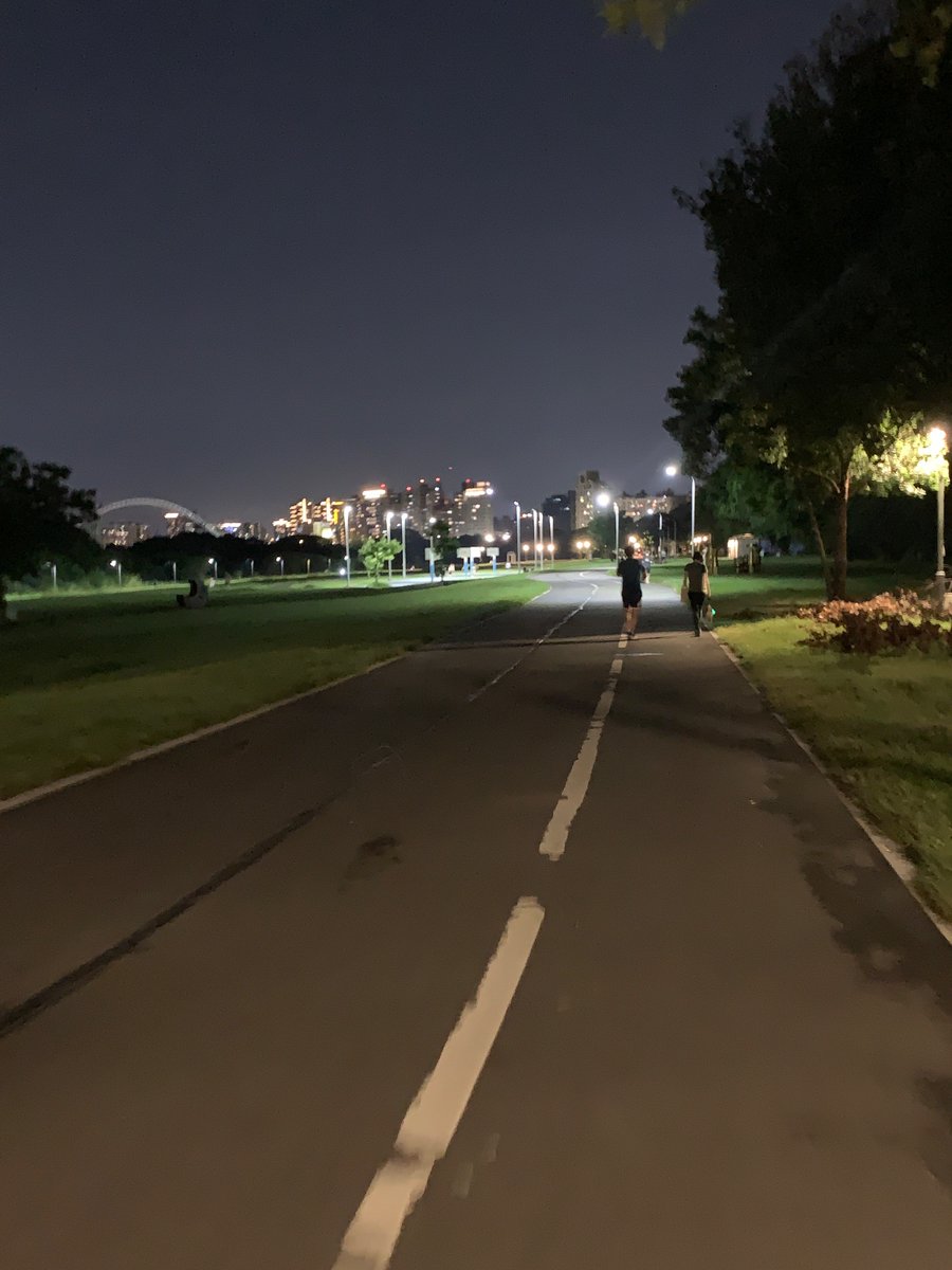 MaryroseLoni's tweet photo. Cardio complete! ✅
10k steps ✅
Meditation ✅
2 more cups and I got my daily water intake 💧💧☑️

@ShreddedApes 
#healthiswealth https://t.co/3UzEmBrYZi