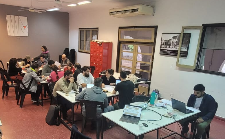 Taller de Autoevaluación de la Carrera de Licenciatura en Diseño Industrial

Organizada por la Secretaría de Desarrollo y Dirección de Carrera, se realizó la Jornada de Autoevaluación del Primer Cuatrimestre con el equipo docente de la Carrera Lic.  en Diseño Industrial