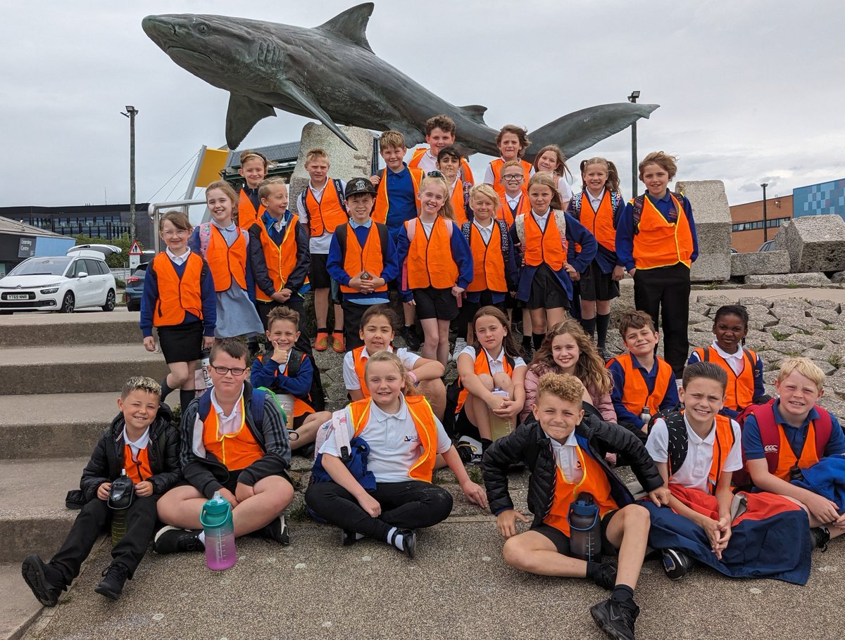 We have had a wonderful day at The Deep learning about animals and their habitats and focusing upon the impact that humans can have on our oceans. 🌊