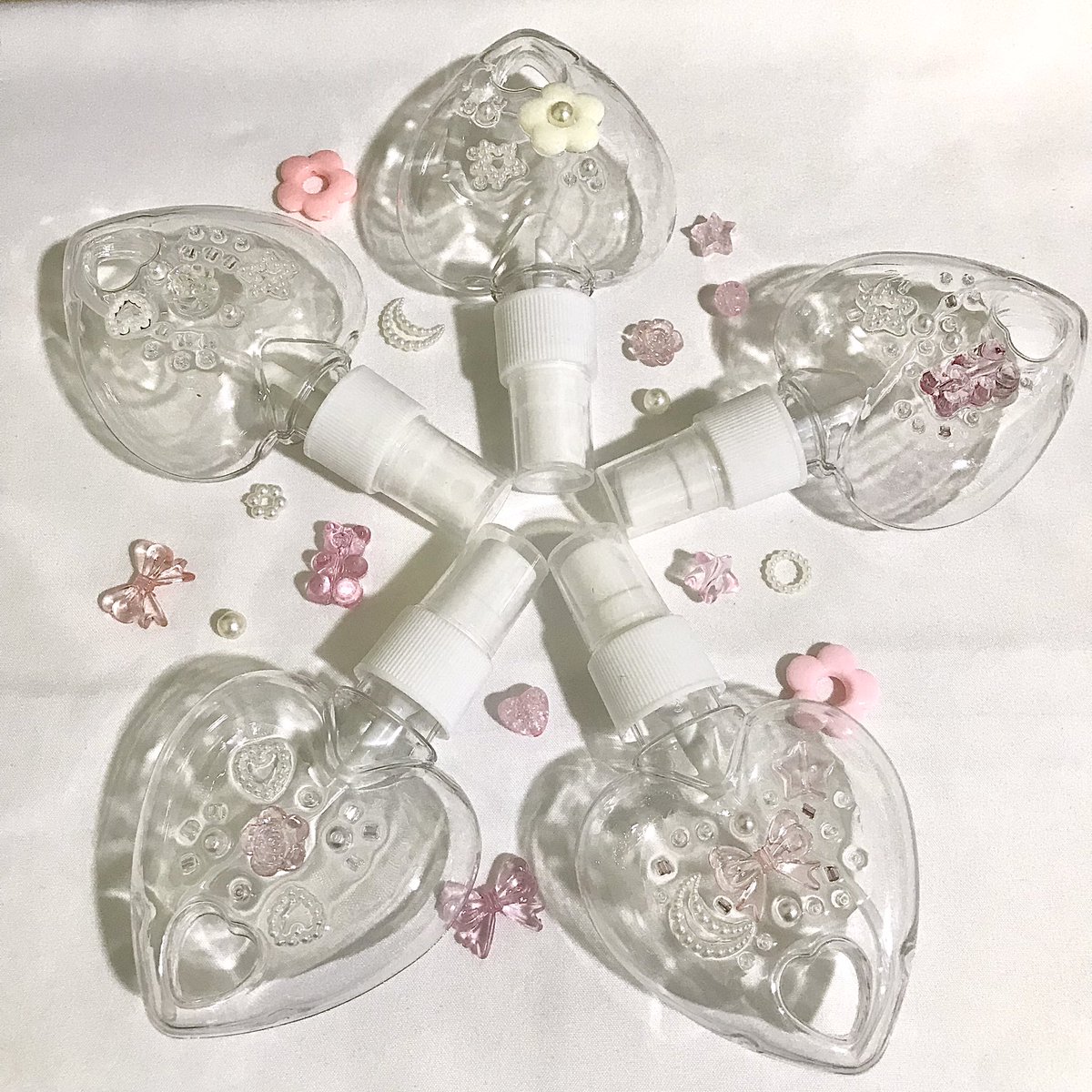 heecartss's tweet photo. wts lfb #heecrts_sells 

☆ resin heart alcohol spray bottle 

♡ ₱100 ea
♡ payo 
♡ dm / reply to claim !

╰ gcash , sco 

t. wts lfb resin alcohol spray bottle with hook keychain https://t.co/Q8cLORtYOh