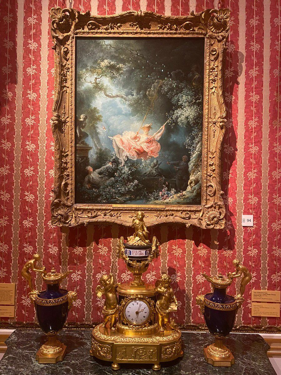 [Museum]: an institution that collects, preserves, displays and studies physical and natural specimens of the development of human civilization.  It is usually divided into general museums, specialized museums, science museums, history museums and fine arts museums