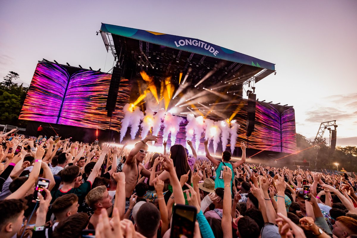 ✨ #WINTICKETS🎪 to #Longitude2024 ⭐️ Fill out our lineup survey and have your say on who should play! ✅ To enter: bit.ly/HaveYourSay2024