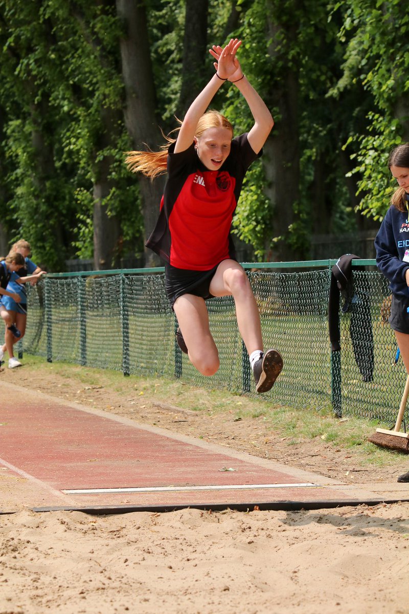 Great Marlow PE Dept tweet media