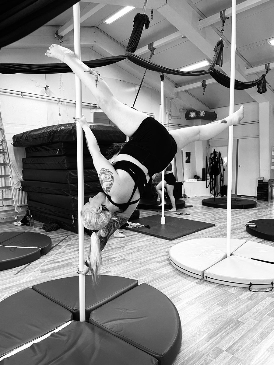 Edellinen tanko postailu oli perhosesta, nykyään luonnistuu jatkettu versioki.