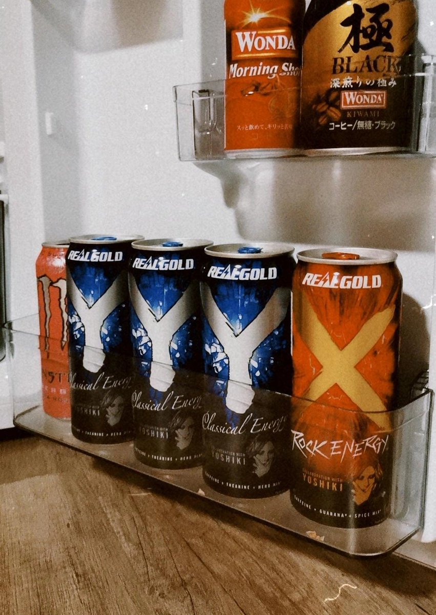 Jill_x_Yoshiki's tweet photo. @YoshikiOfficial @RealGold_XY I will drink it in Boston today as well!❤️ Just restocked! https://t.co/360grqK2qO
