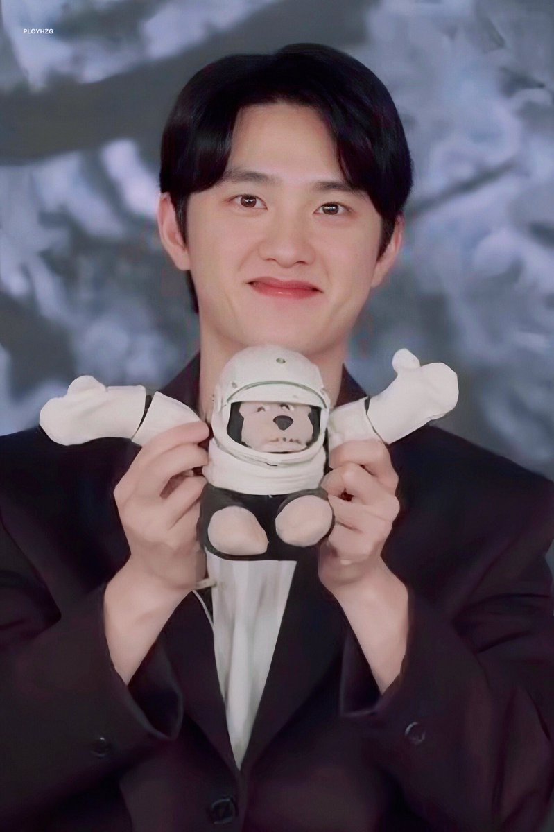 ployhzg's tweet photo. คนเก่งของโลกใบนี้ 🧸🧑🏼‍🚀🌔✨ https://t.co/qxhWDs7tUk