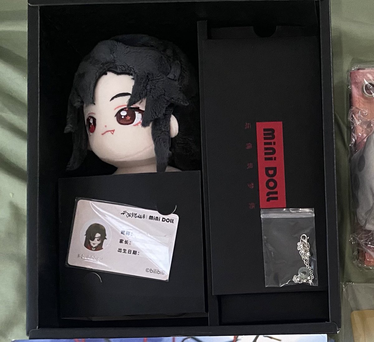 redblushAi's tweet photo. bd card, ring, notebook https://t.co/L6oLykKMaE