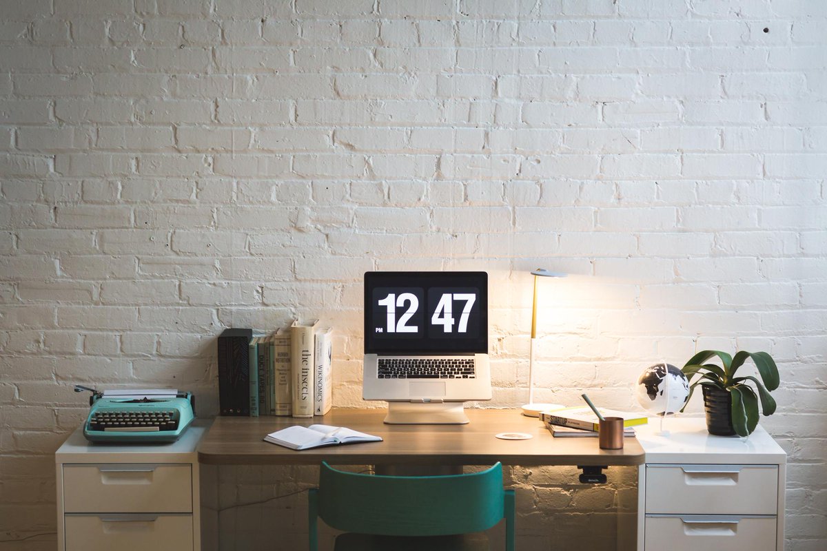 yardleysis's tweet photo. What does your ideal home office look like?  💻

Realtors, there is a difference.  Let's talk.

Carol Mayhew
Coldwell Banker Hearthside
D | 215-805-2927  O | 267-350-5555
E | hmslr@aol.com https://t.co/8wxY4juEJz