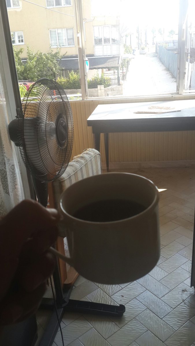 Kahve keyfi Büyükçekmece sahili denize karşı evim var kimler var tanisalim