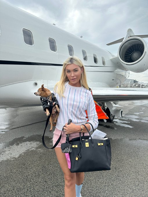 Catch flights.    Not feelings ? https://t.co/DR21oTlrp3