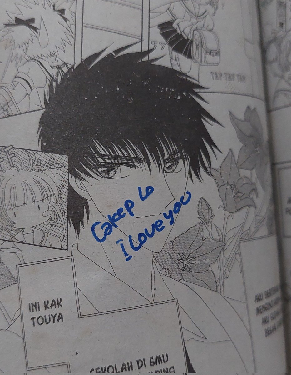 kumenyimaksaja's tweet photo. beli buku second cardcaptor sakura. di tengah membaca, aku menemukan komentar-komentar tertulis di dalam komik.

whoever wrote this....... i agree with u https://t.co/EWYF1KN2V8