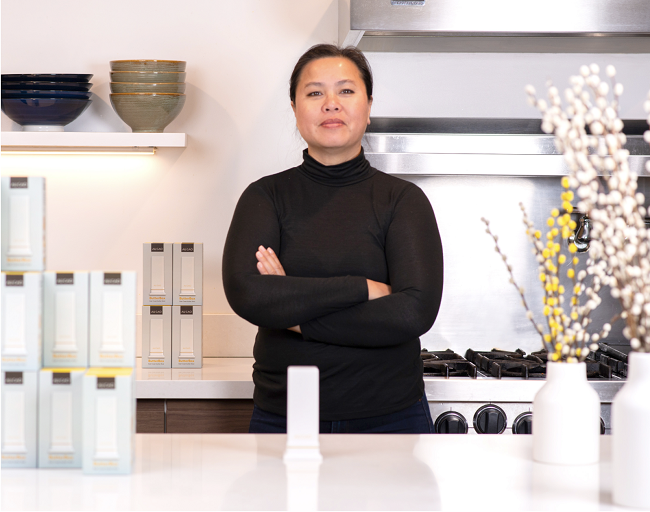 RealMomOfSFV's tweet photo. Meet #TrangCao, the founder of the company that created #ButterBox, an innovative kitchen tool that stores & dispenses butter at the same time! You can buy it on Amazon & it also happens to be #PrimeDay! https://t.co/oEHzfGSkt8 #AuCao #kitchentool #KitchenGadget #entrepreneur https://t.co/0Vs51uj940