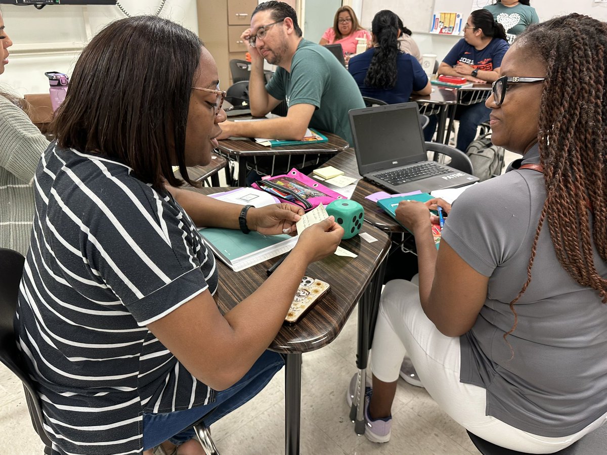 dmsaenz526's tweet image. Late post: Day 1 of #SEEDconference23 teachers in the work applying #Ellevation  and #seidlitz strategies @Mija_PobreRica #aldineconnected