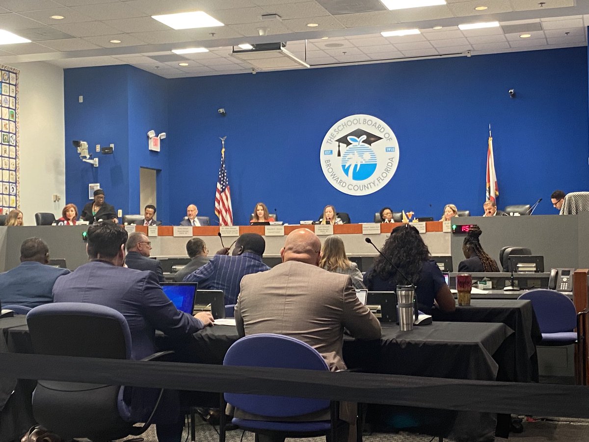 Joan Murray (@joanmurraycbs4) on Twitter photo Broward school board is voting today on the contract for the new superintendent Dr Peter licata <a href="/CBSMiami/">CBS News Miami</a> Broward school board is voting today on the contract for the new superintendent Dr Peter licata <a href="/CBSMiami/">CBS News Miami</a>